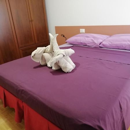 Rosso Tirano Apartment Ngoại thất bức ảnh