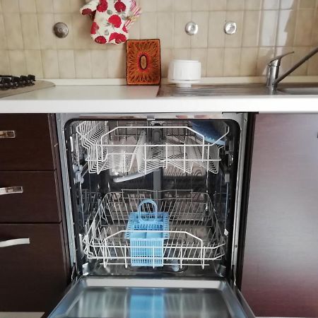 Rosso Tirano Apartment Ngoại thất bức ảnh