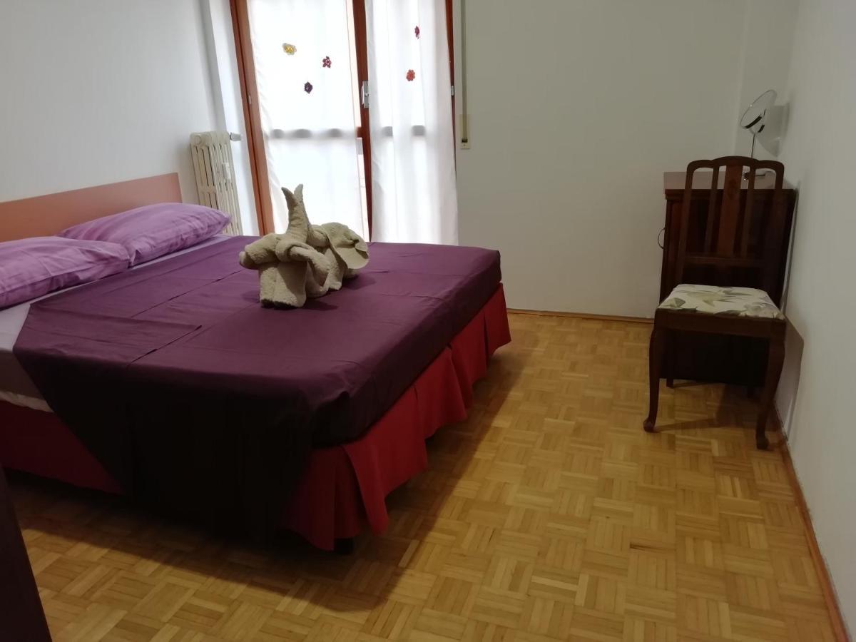 Rosso Tirano Apartment Ngoại thất bức ảnh