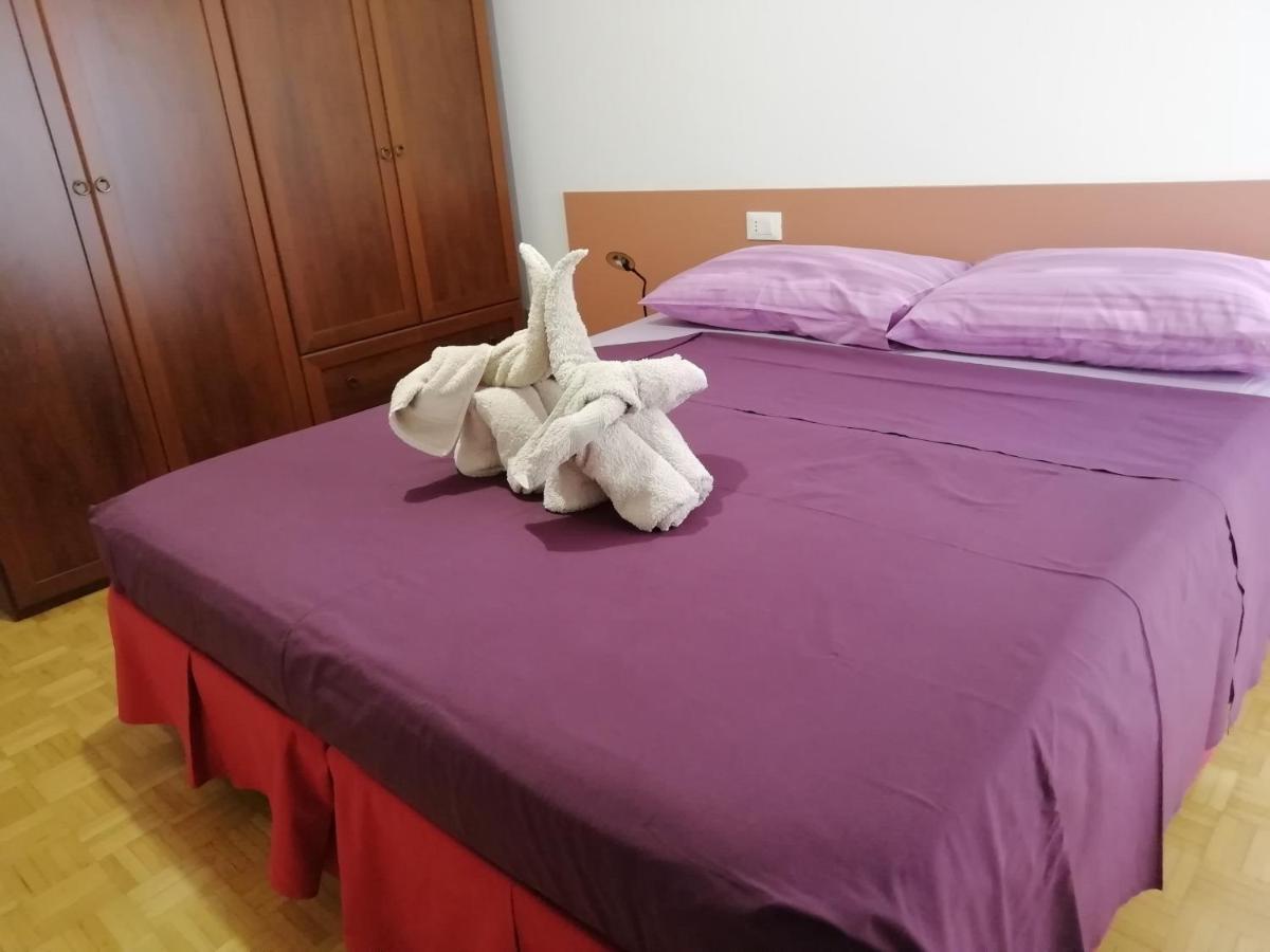 Rosso Tirano Apartment Ngoại thất bức ảnh